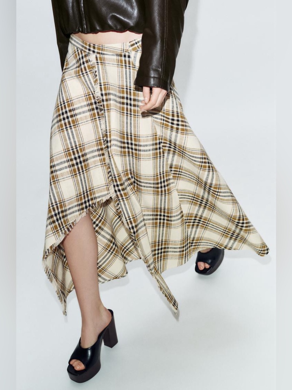 Zara Asymmetric Plaid Skirt - Picture 4 of 8